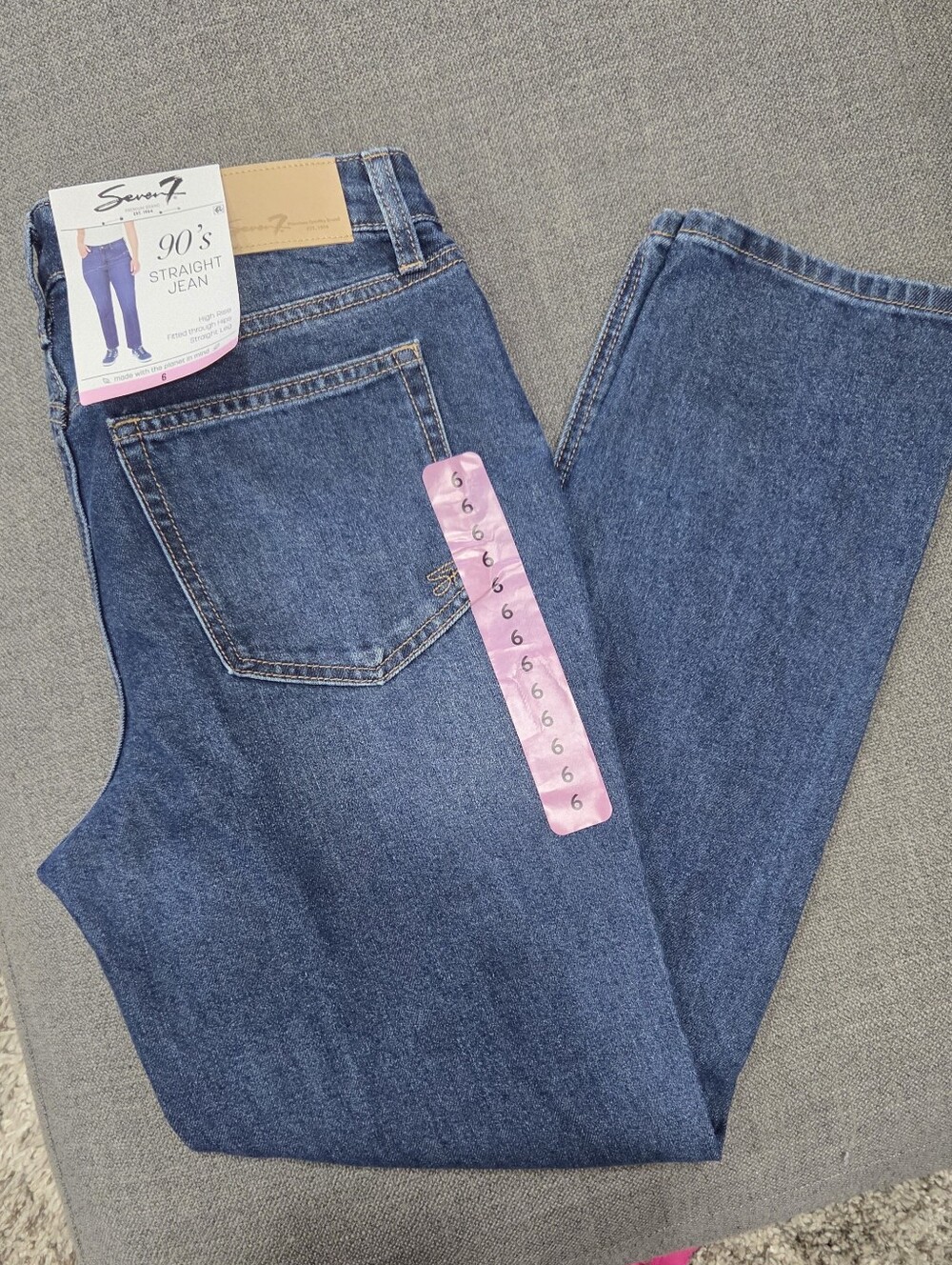 Avenue Women's Straight Leg Jeans - Dark Blue Wash